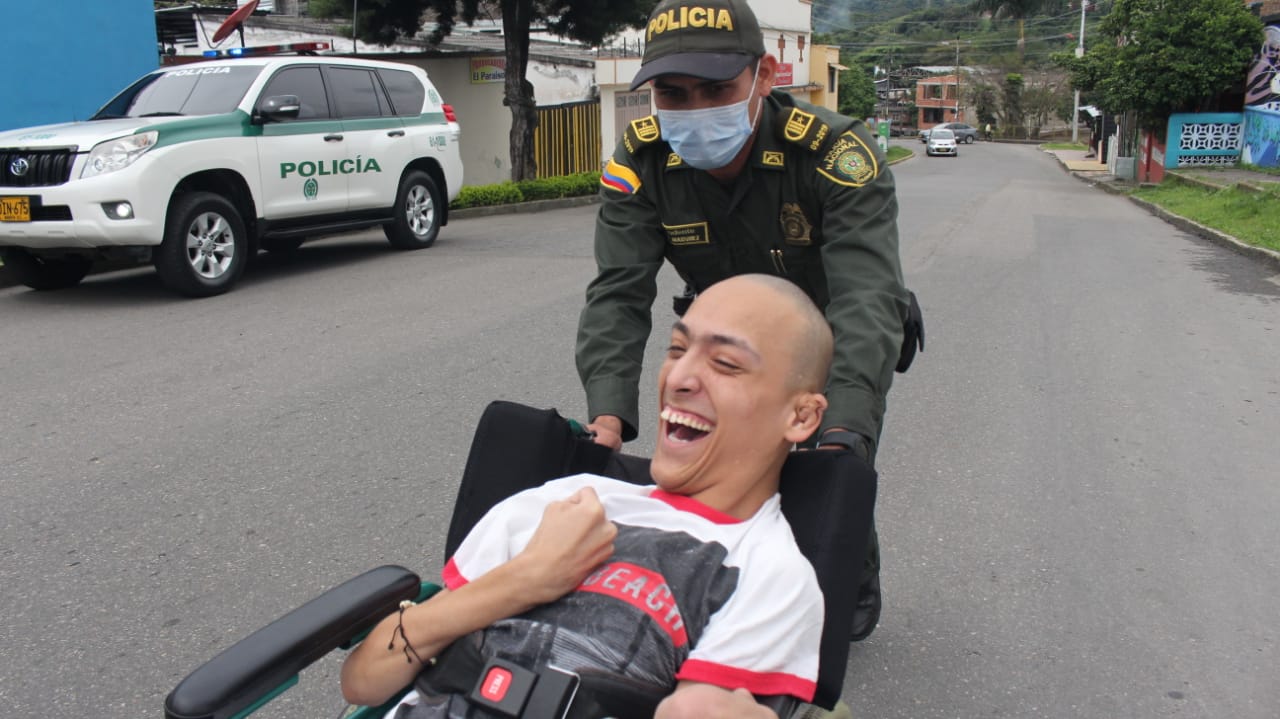 Intendente Pedro Márquez, premiado por su proyecto de “biciclaje” en Ibagué