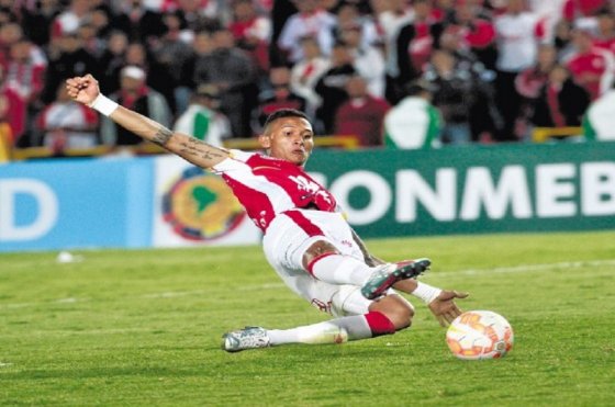 Francisco Meza se rompió el ligamento cruzado de su rodilla izquierda