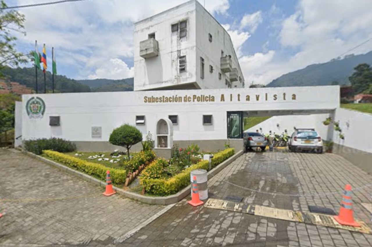 Imputaron a atacantes de mujeres trans con aceite en estación de Policía en Medellín