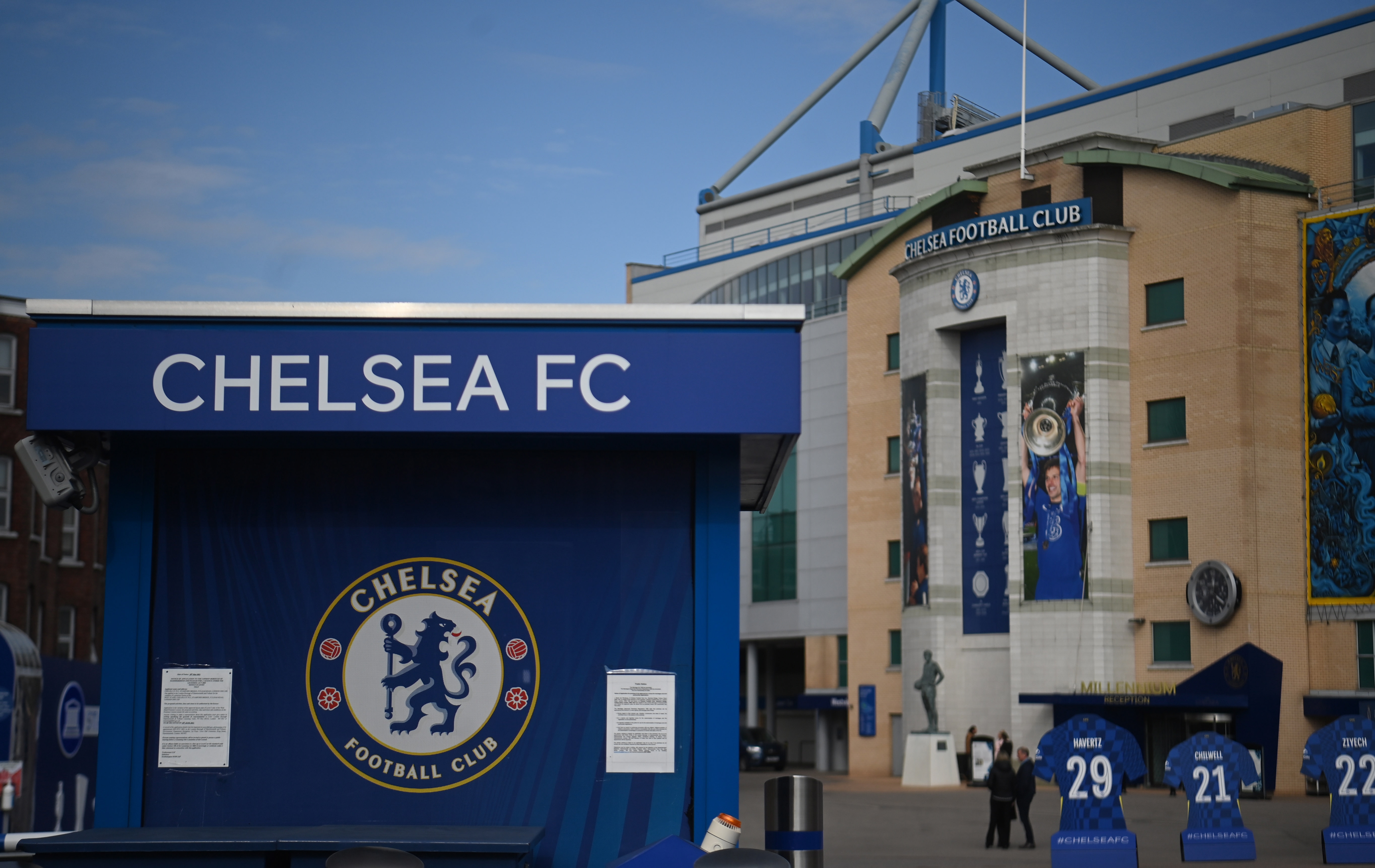 Roman Abramovich y Chelsea, sancionados por gobierno británico tras invasión rusa