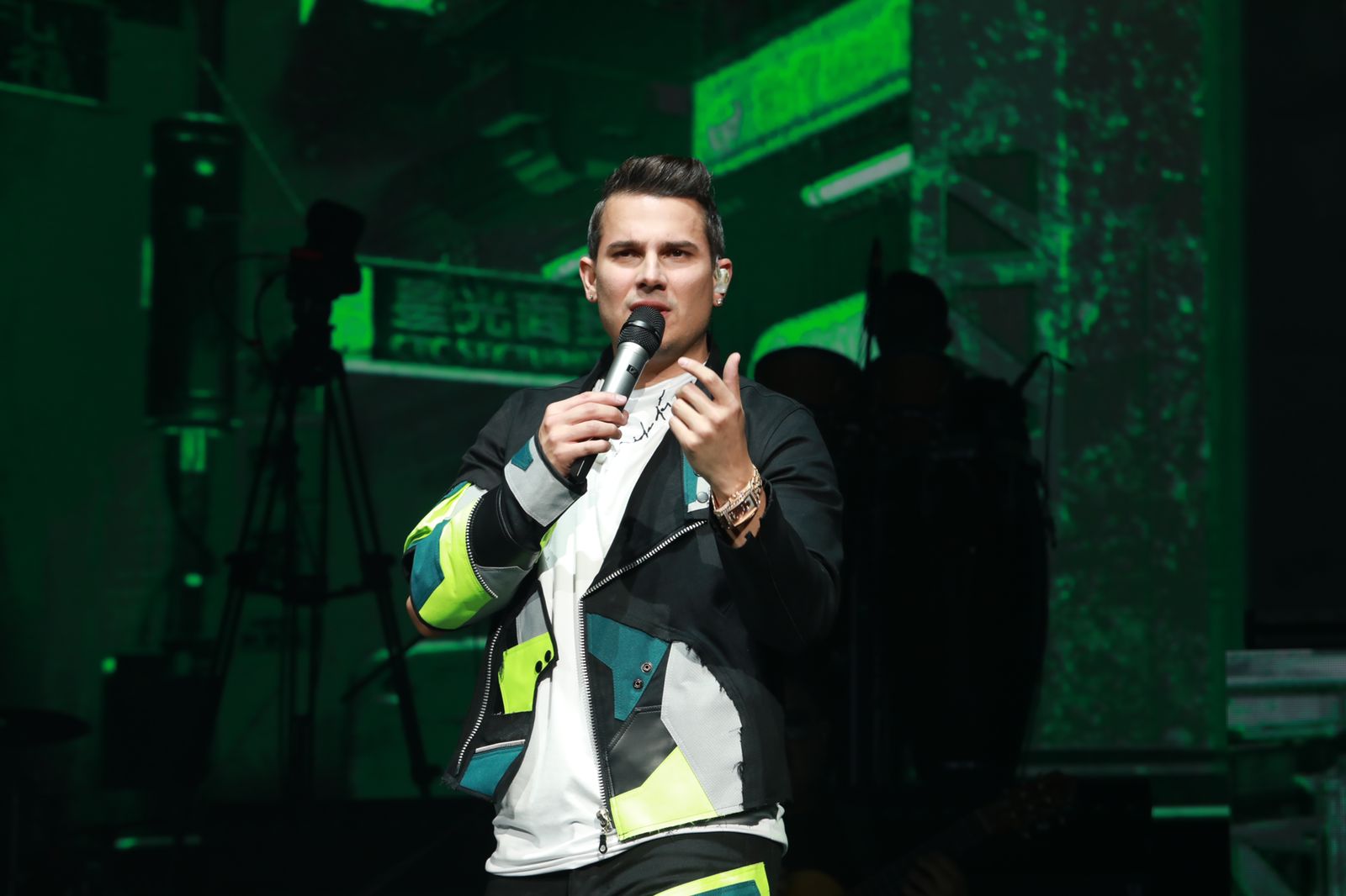 Pipe Bueno, Feid, Dekko, Mora y más lanzamientos musicales de la semana