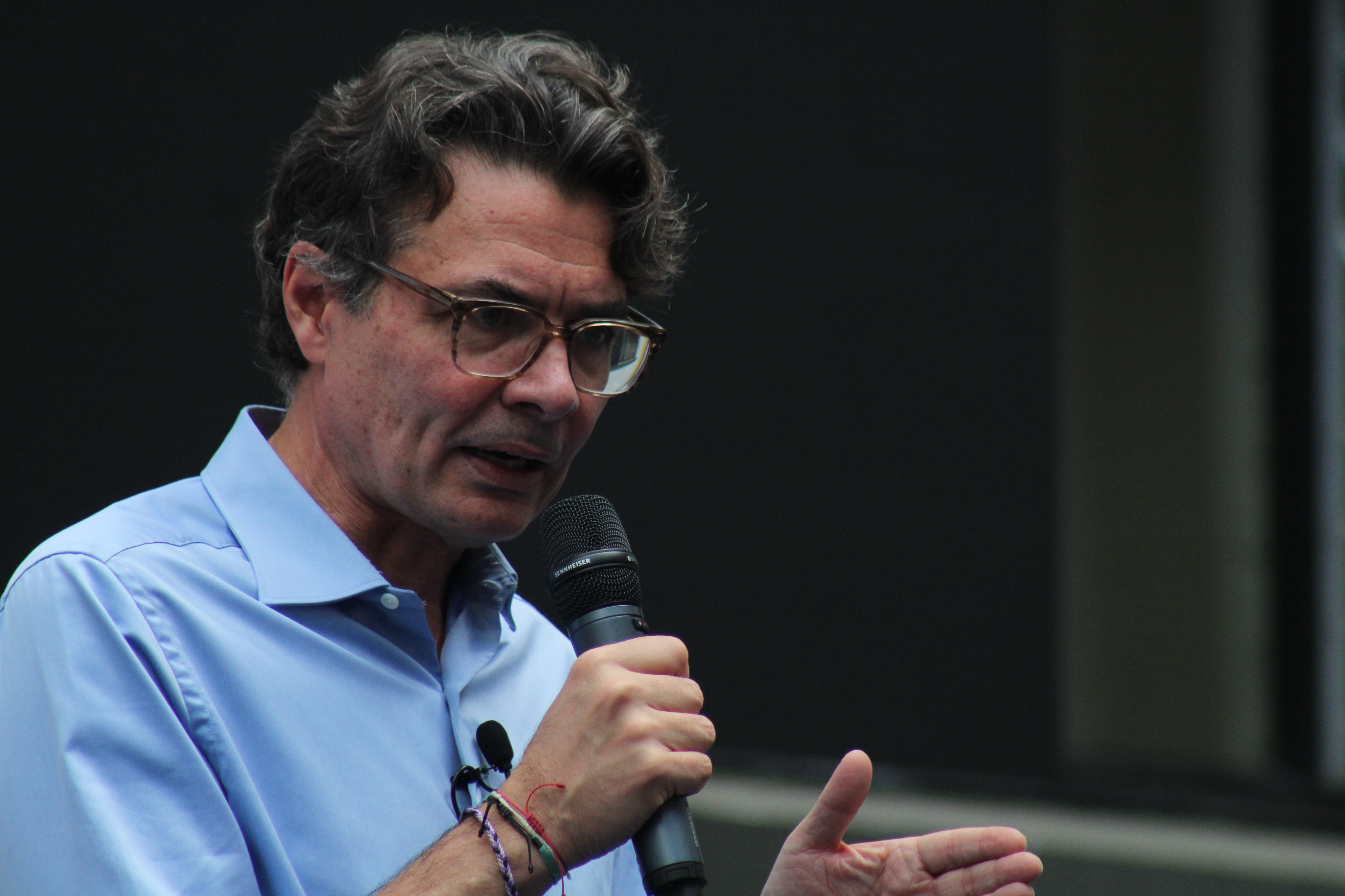 A. Gaviria revisará mecanismos para condonar deudas de “pilos” que no se graduaron
