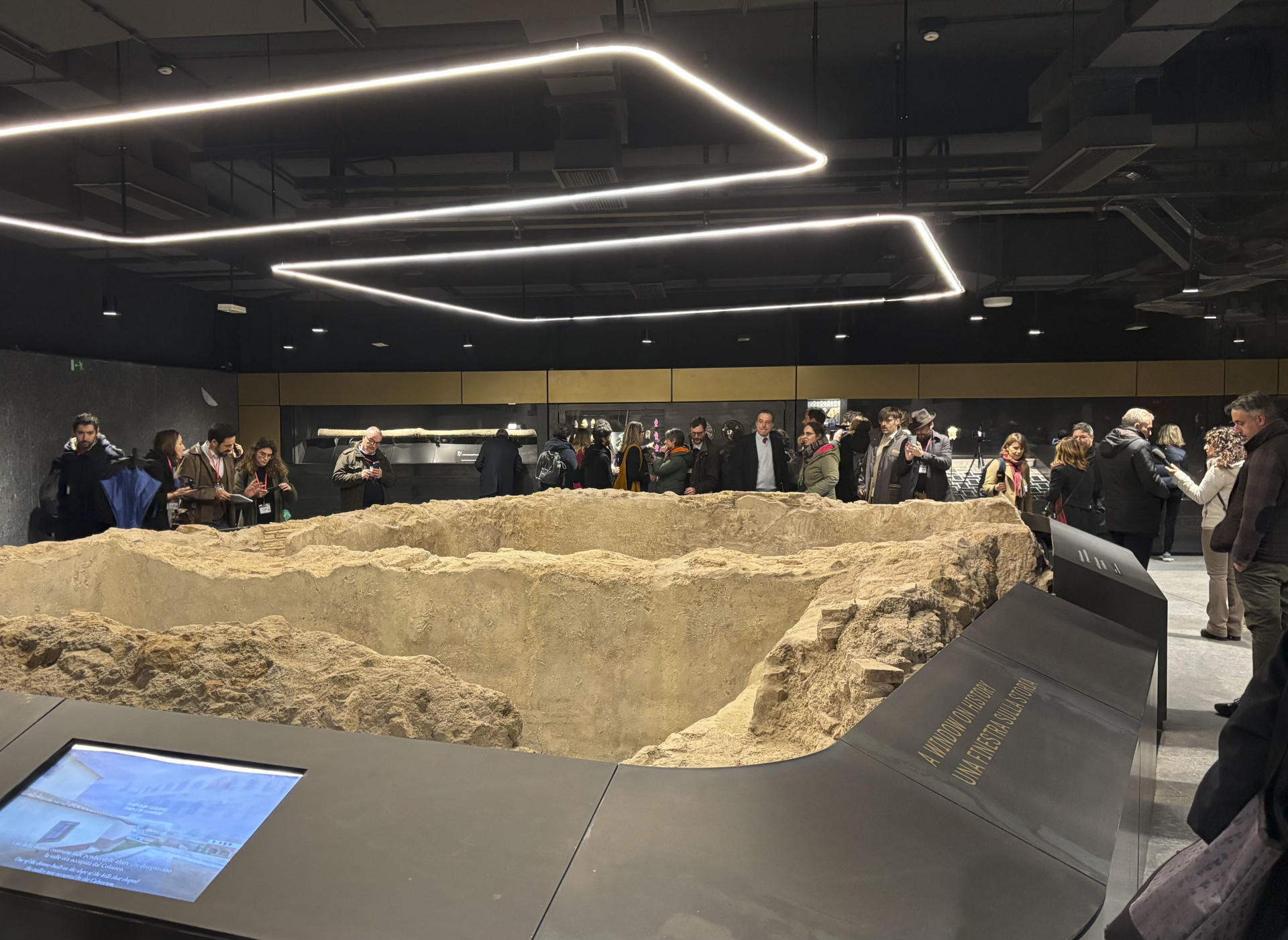 Así es la nueva estación de metro de Roma excavada: muestra “tesoros” encontrados