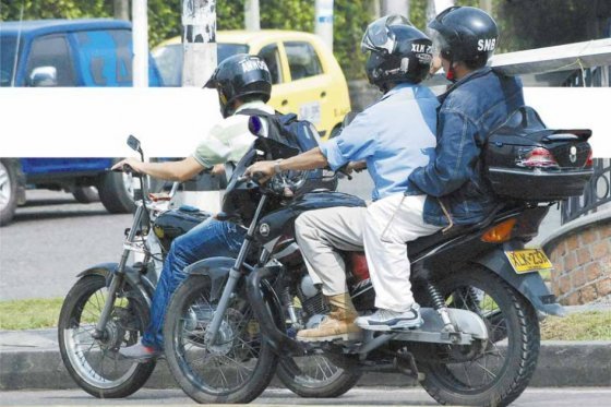 Se prohíbe el parrillero de moto en el norte de Cartagena