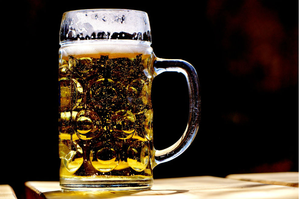 ¿Cuántas cervezas hechas con agua del río Bogotá toma una persona al año?