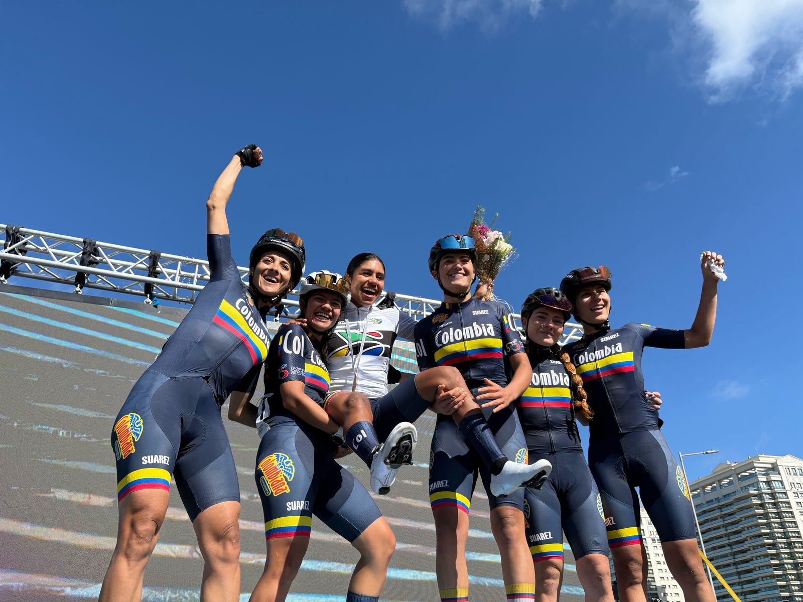 ¡Histórico, Juliana Londoño, campeona panamericana de ruta!