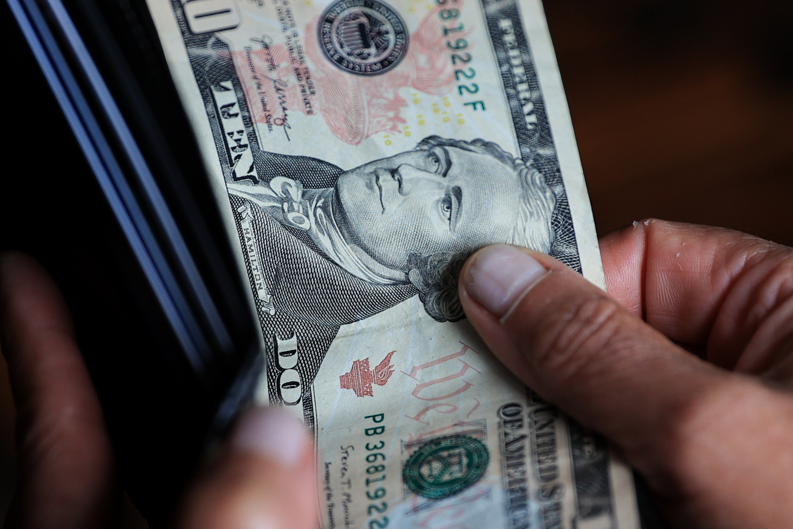 Dólar hoy en Colombia: así cerró la moneda el viernes 29 de mayo