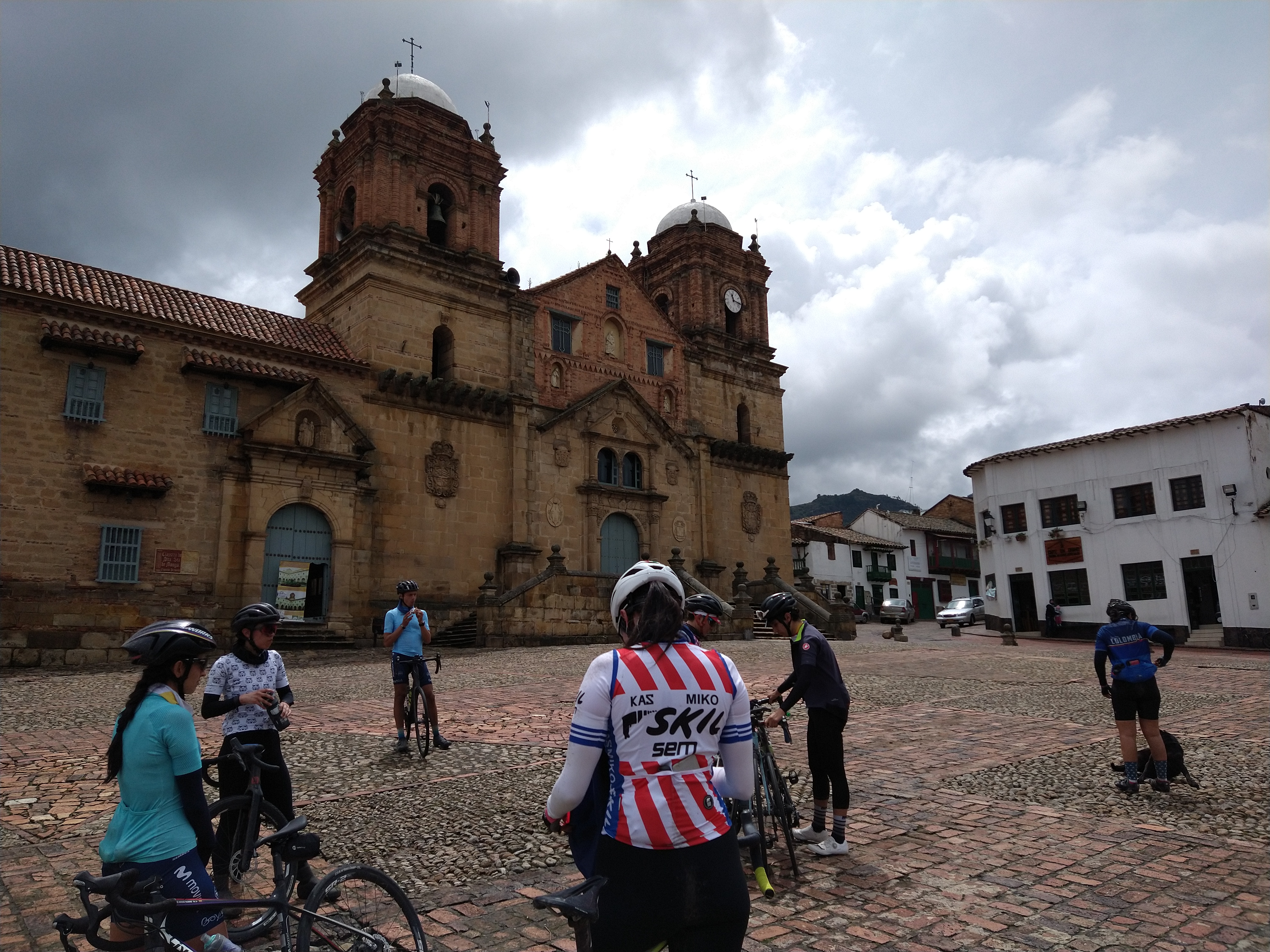 6. Paz del Río (Boyacá): cuando se trata de viajar, Boyacá es uno de los destinos favoritos de los colombianos, y por este motivo la travesía a Paz del Río es un plan ideal para los ciclistas que buscan explorar los municipios de este departamento y conocer de cerca la historia de la industria del acero en el país.