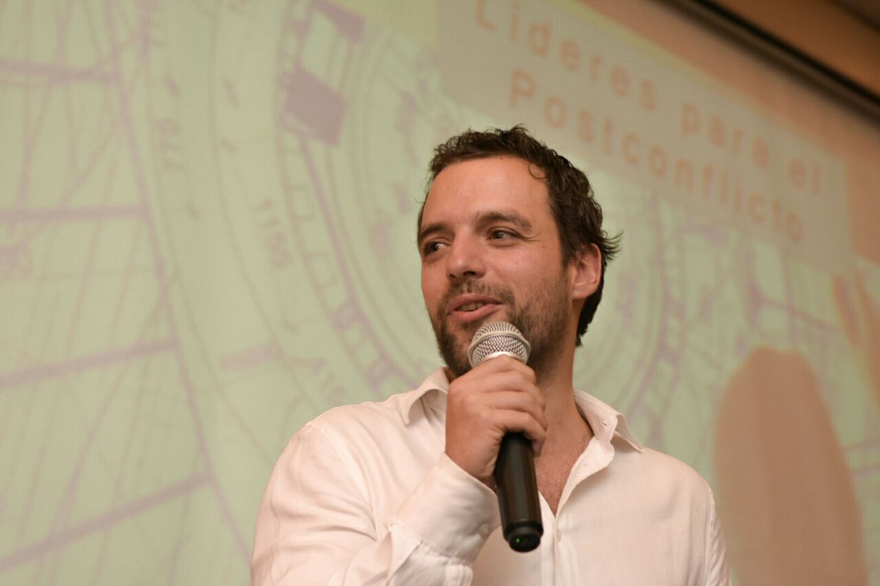 “La clase política tiene que estar dispuesta a reformarse”: Luis Ernesto Gómez