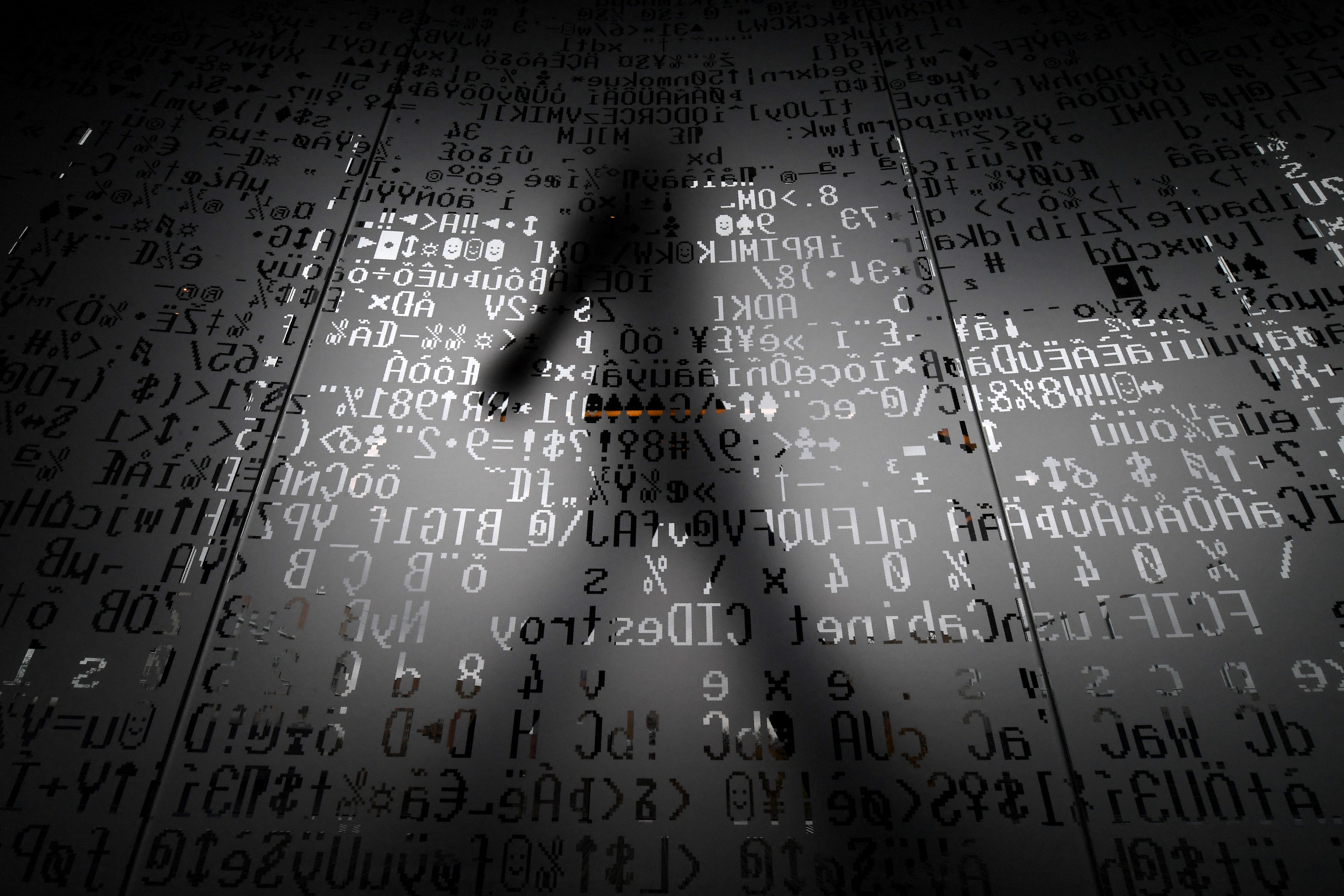 Una actualización de la firma de ciberseguridad CrowdStrike, origen del fallo de Microsoft