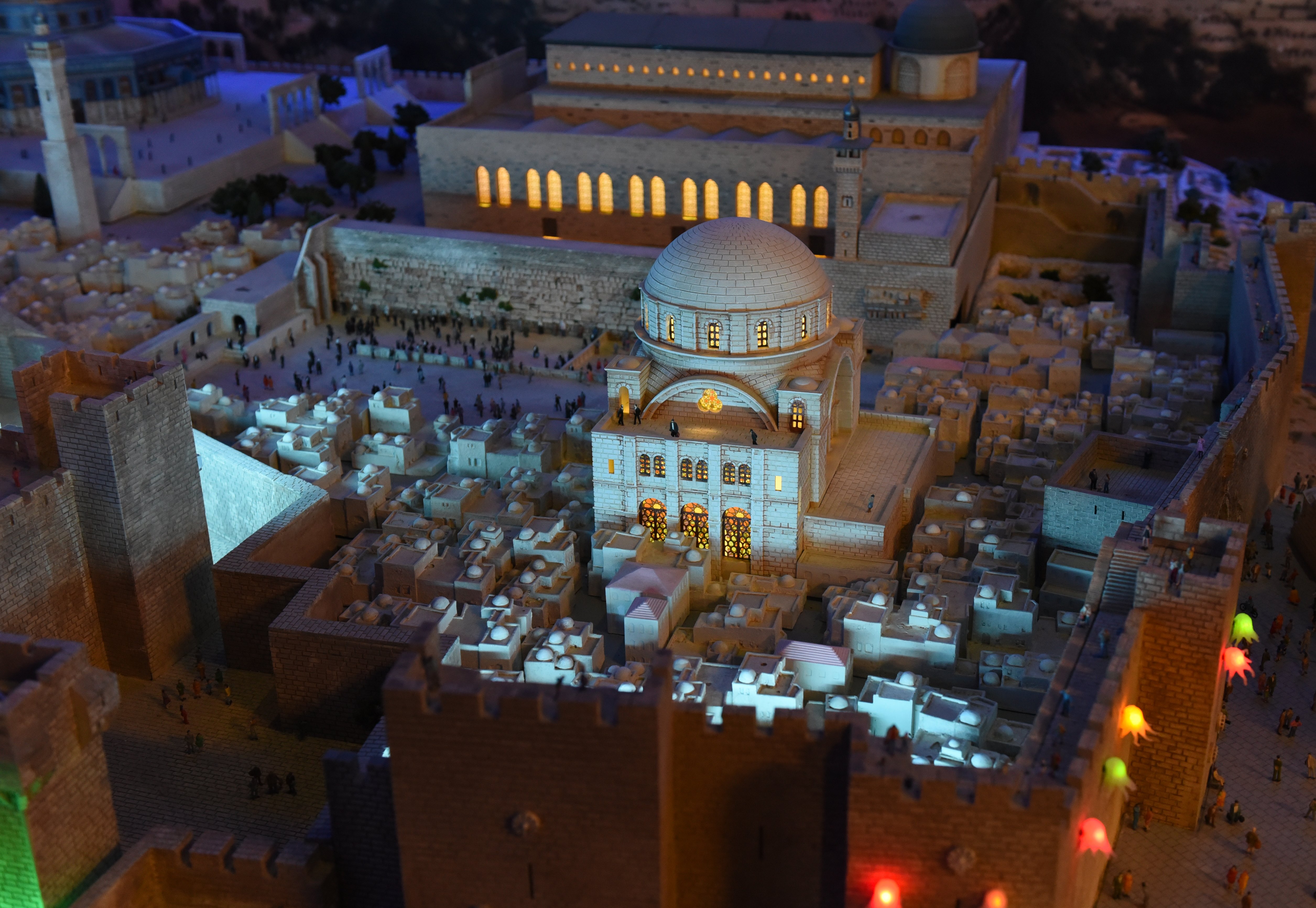 Crean museo para viajar por el mundo en miniatura
