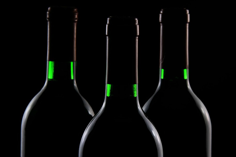 Siga estas recomendaciones para identificar alcohol adulterado en Navidad