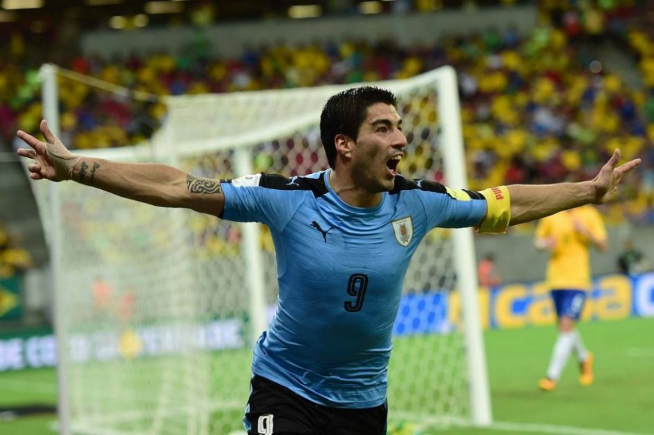 Suárez, Cavani y Godín, convocados por Uruguay para duelos de la eliminatoria