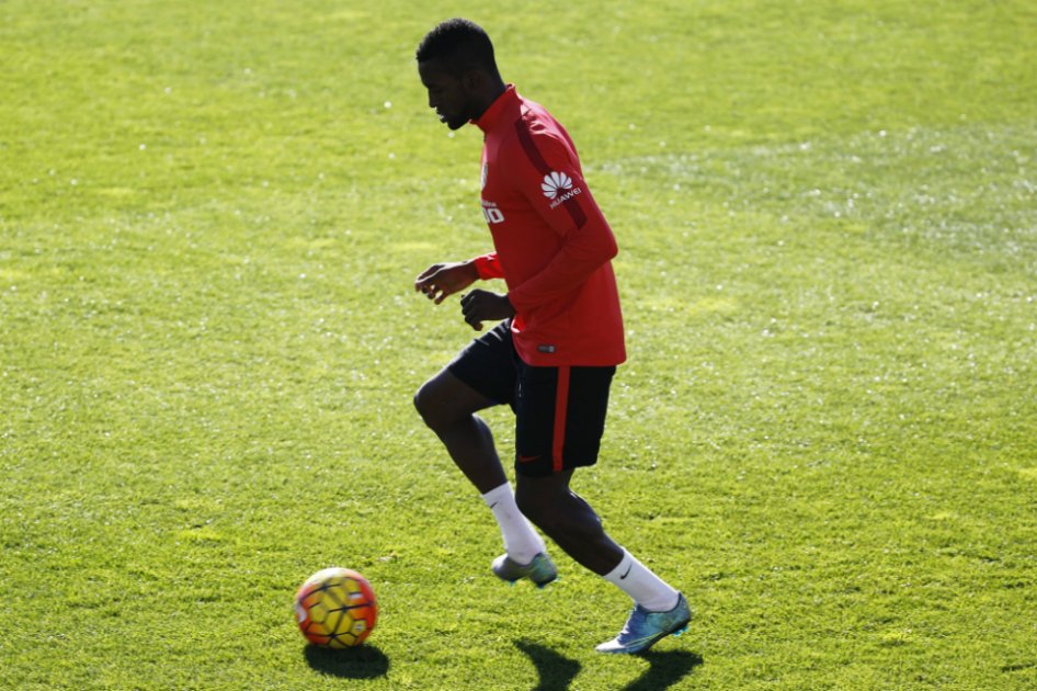Jackson Martínez y Bernardo Espinosa se enfrentan en la Liga española