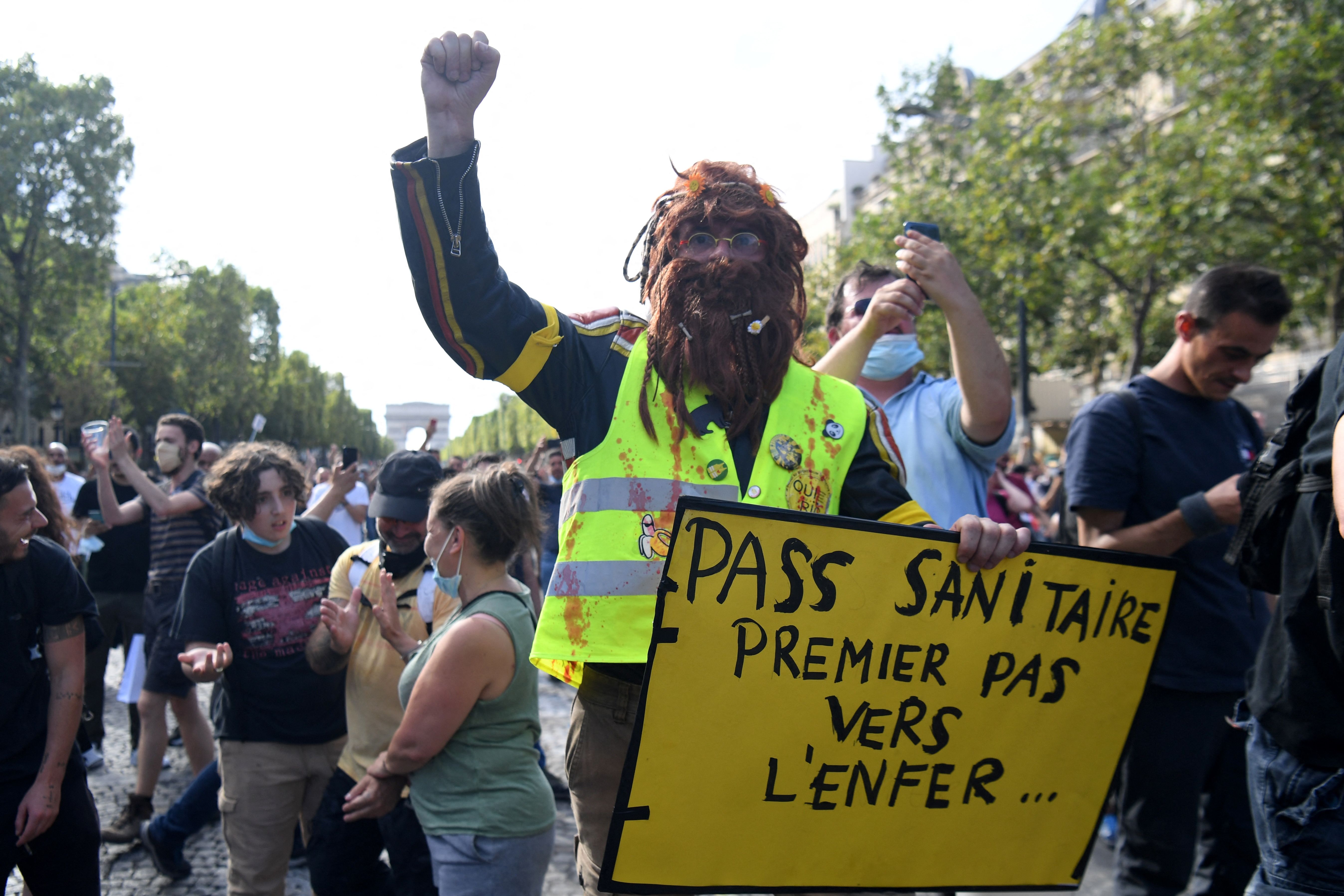 Más de 160.000 manifestantes contra las restricciones sanitarias en Francia