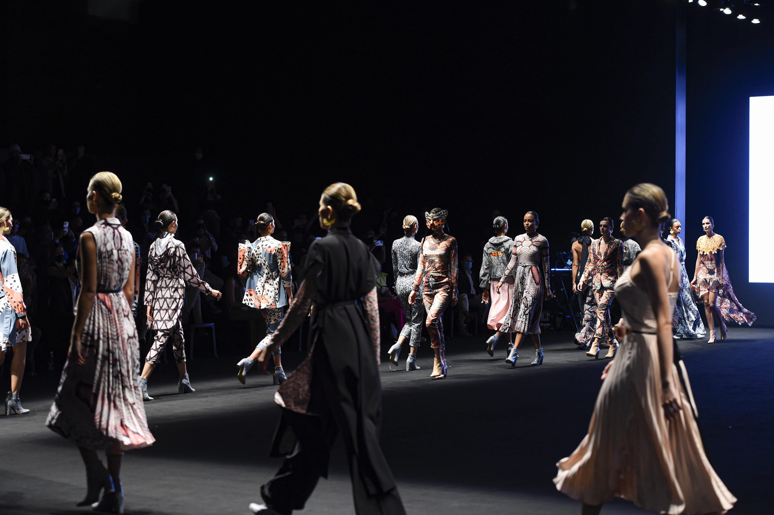 “Feliza”, la colección de Diego Guarnizo en Colombiamoda y más noticias de moda