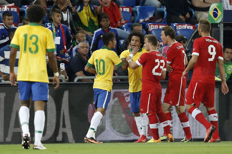 Brasil, decepcionó y perdió con Suiza