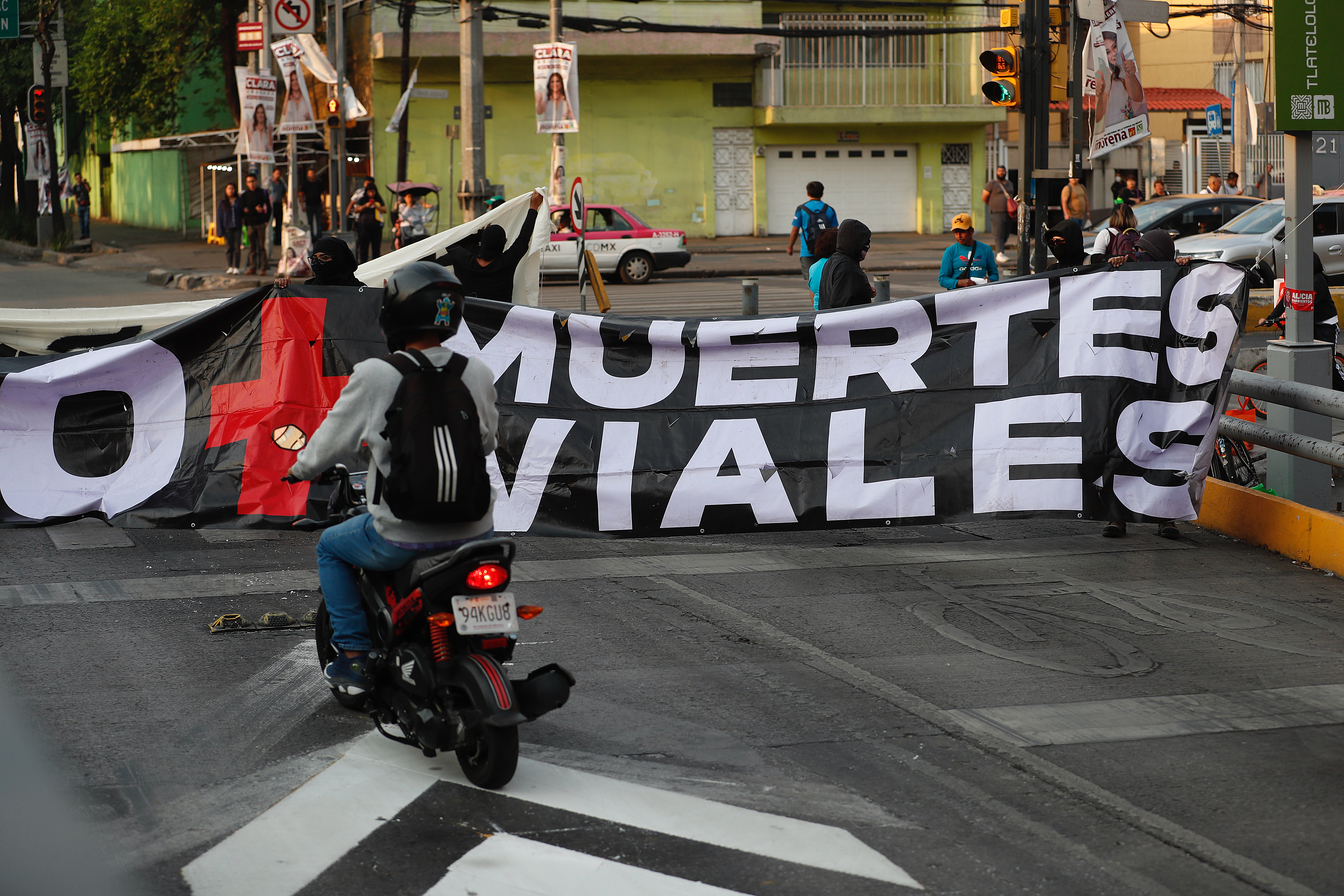 Niño murió tras ser atropellado por un taxi en la autopista Medellín-Bogotá