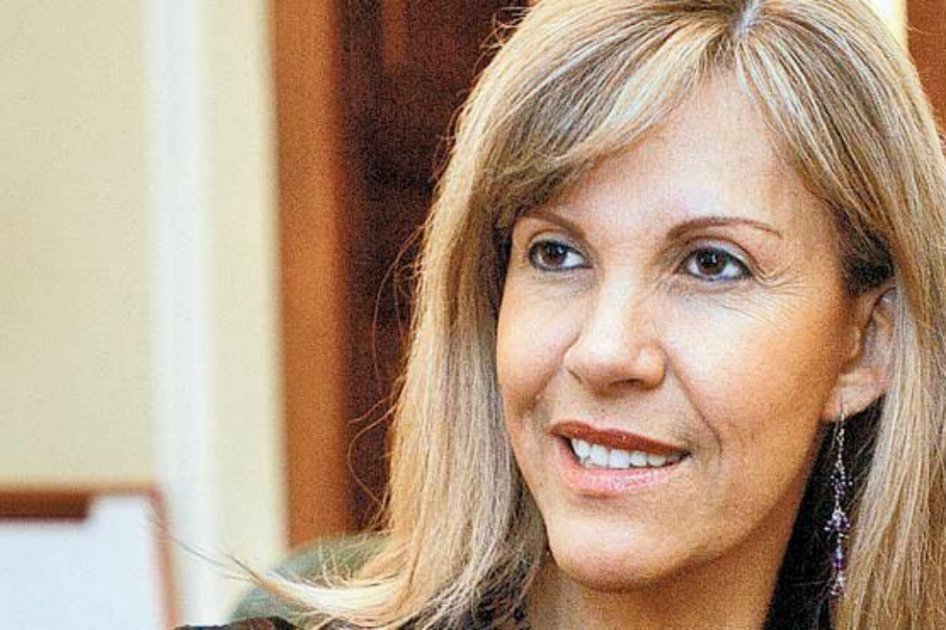 Dilian Francisca Toro se defiende de acusaciones por cartel de la chatarrización