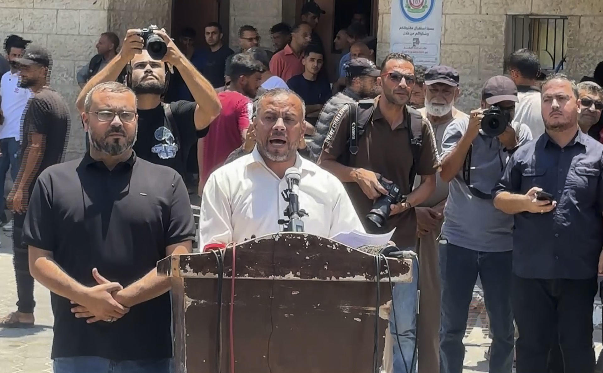 Hamás anuncia el cierre de su gobierno en Gaza, pero quedan dudas sobre su desarme