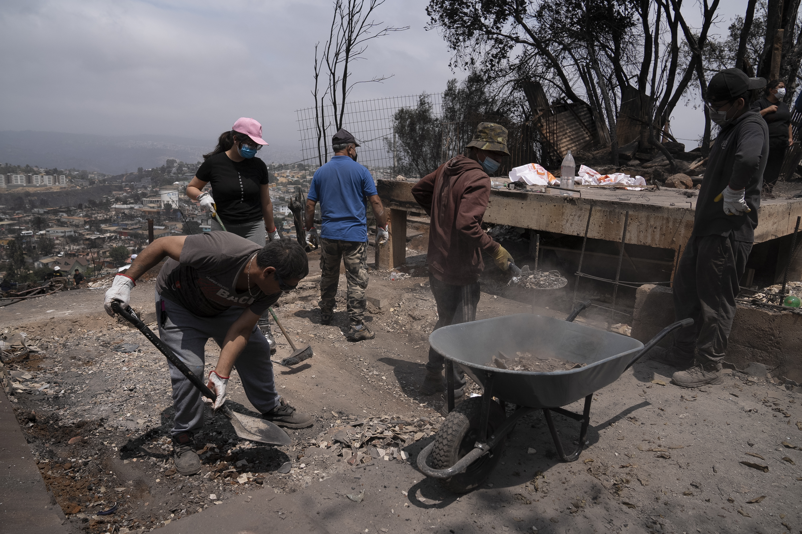 Chile, cuatro días entre las cenizas: “Como si hubiesen tirado una bomba atómica”