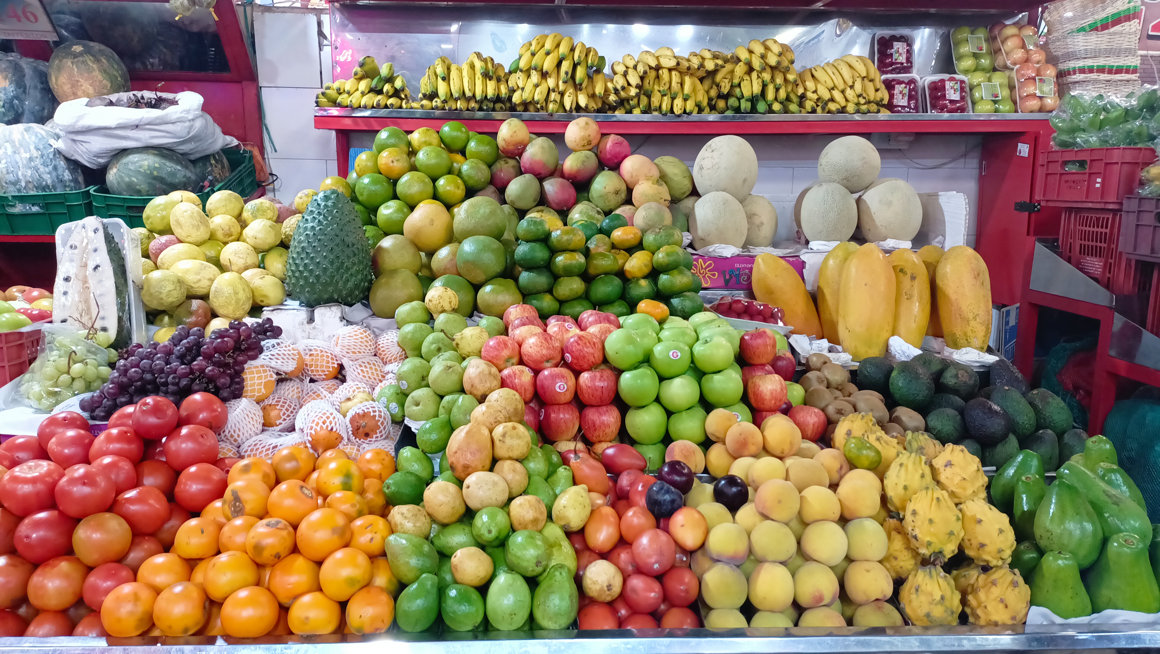Los alimentos que siguen bajando de precio en las centrales de abastos