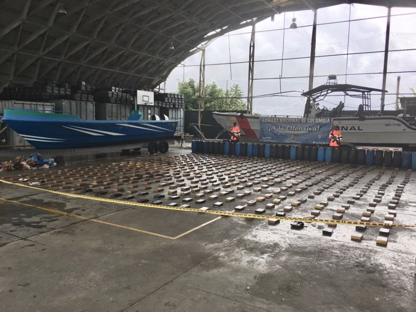 Armada incauta más de 500 kilos de cocaína en aguas del Pacífico