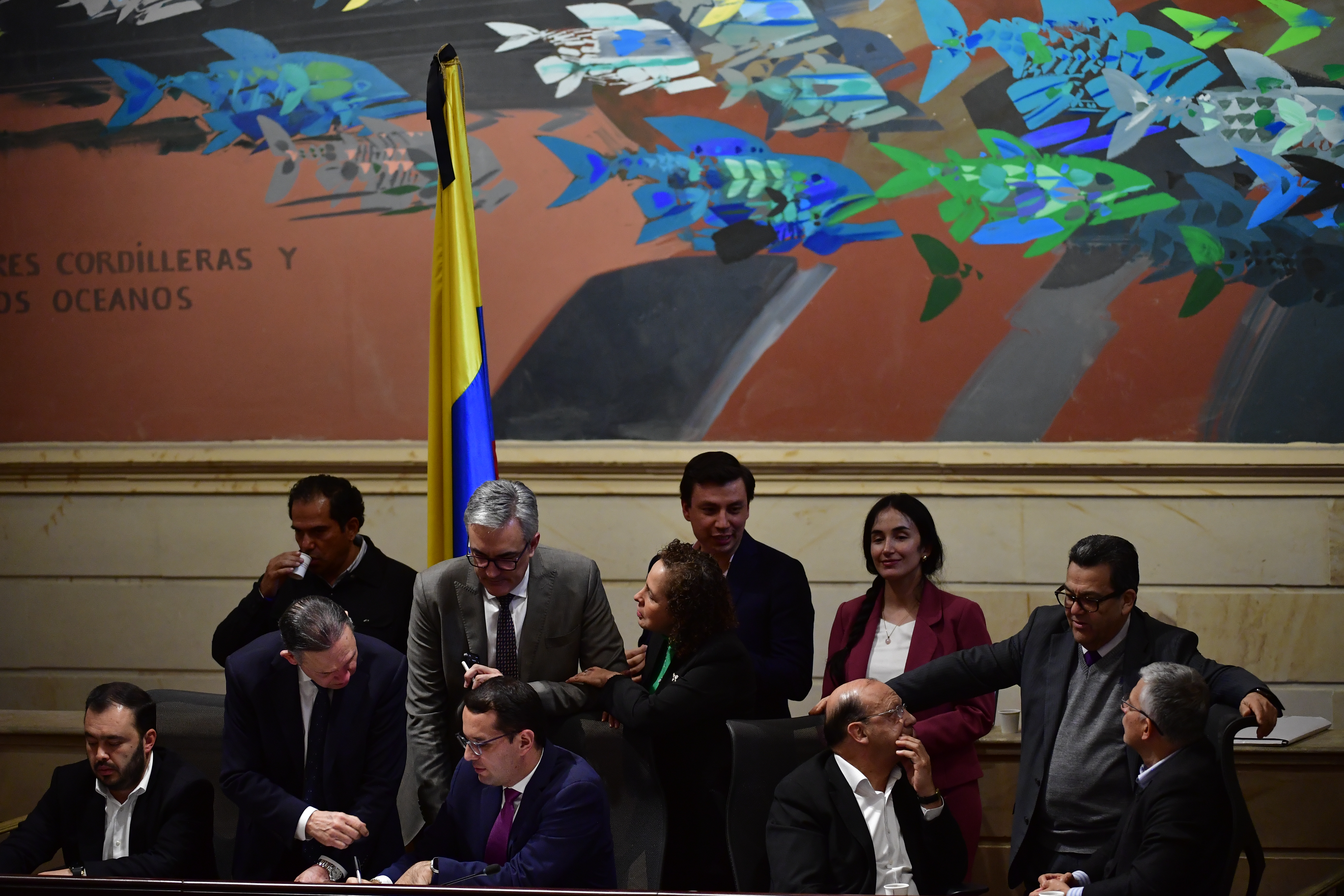 Senado retomará el martes control político de emergencia económica: quiénes han respondido