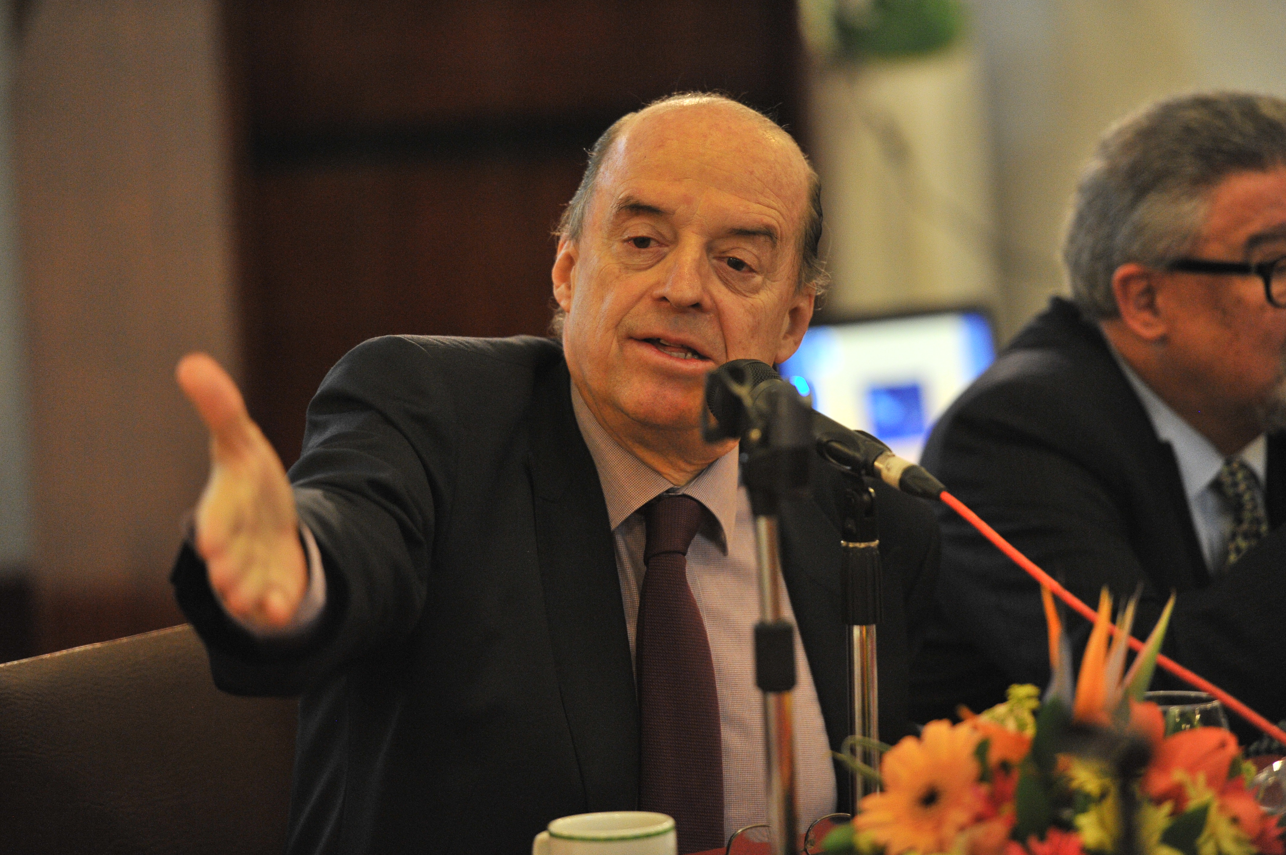 “Cartel de los pasaportes presionó a conciliar desprestigiando a mi familia”: Leyva