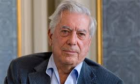 Vargas Llosa: El gran problema de nuestro tiempo es la posverdad