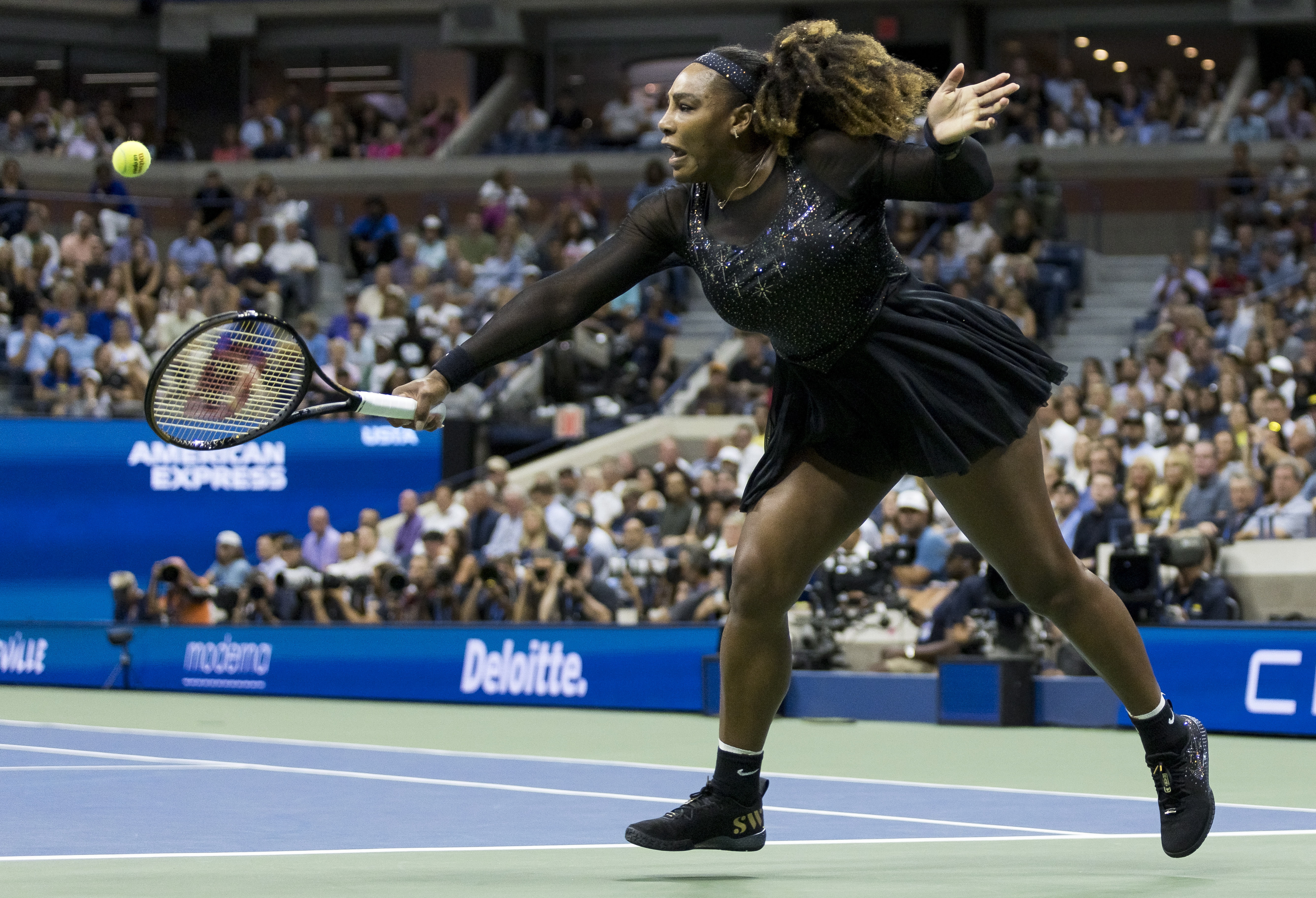 ¡Serena se rehúsa a despedirse! Williams venció a Kontaveit y sigue en el US Open