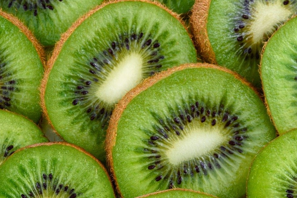Kiwi: conoce los beneficios y nutrientes de esta fruta