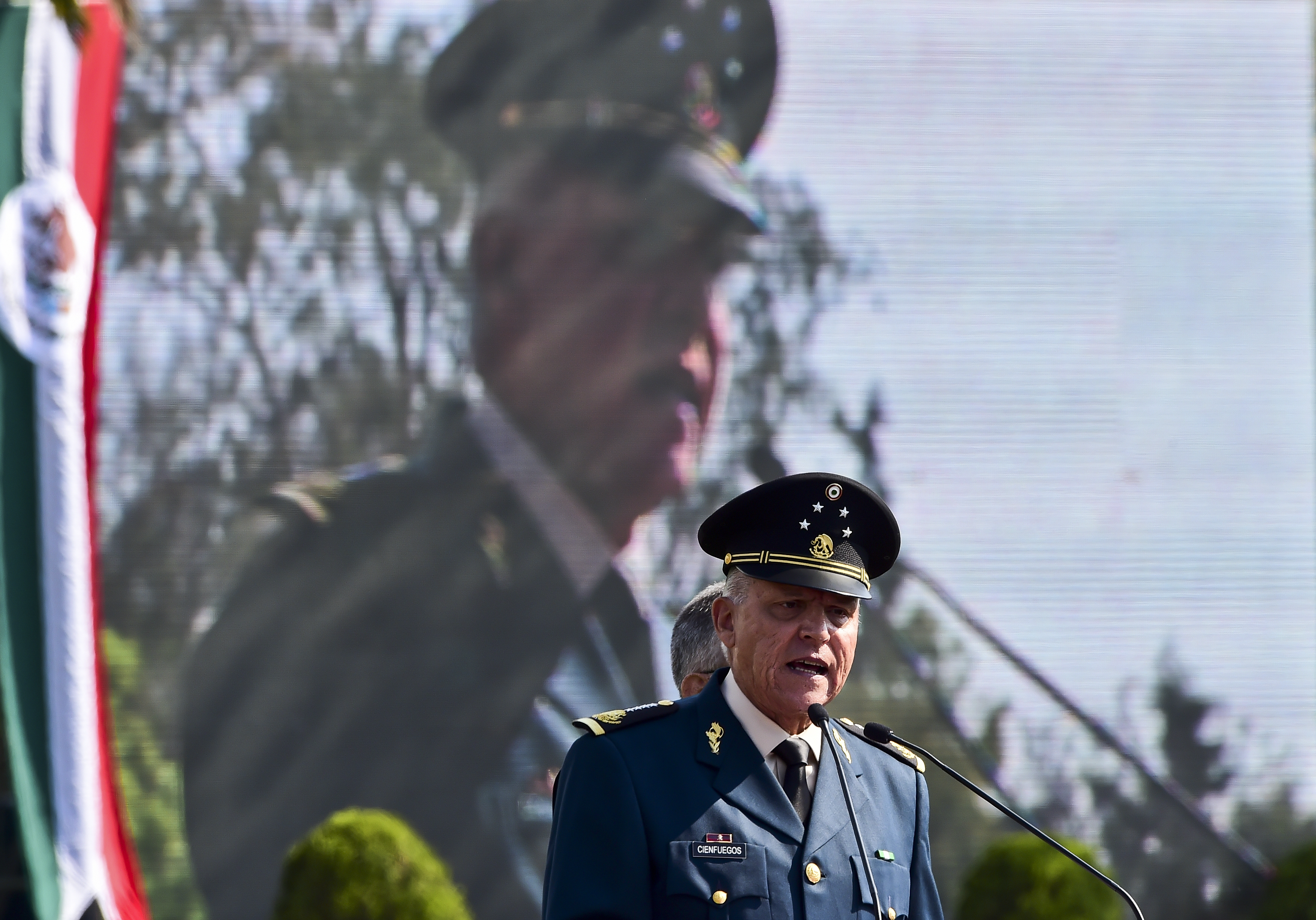 México niega haber pactado regreso de Cienfuegos a cambio de capturar un capo