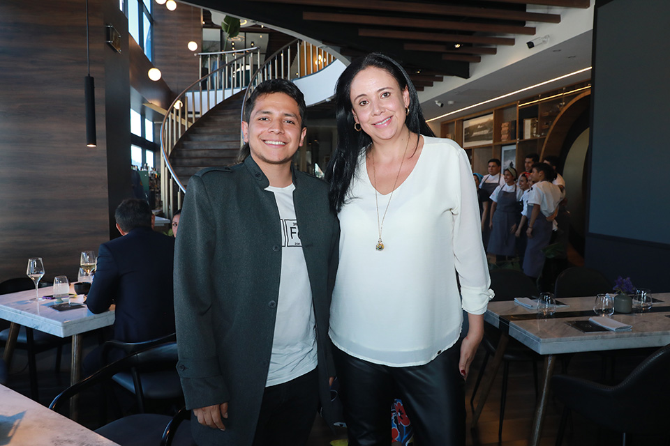 Santiago Luque y Andrea Corrales