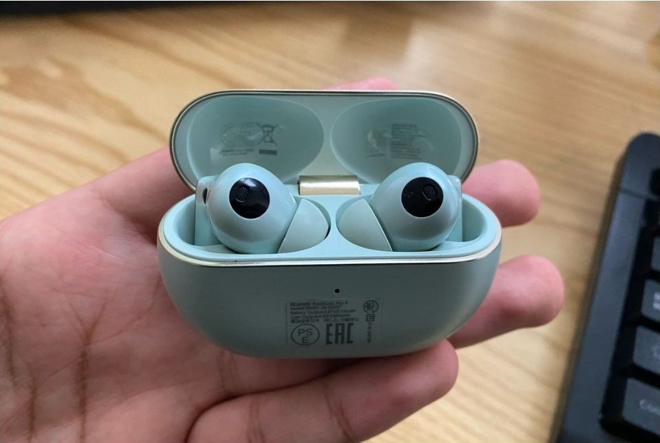 Huawei FreeBuds Pro 4