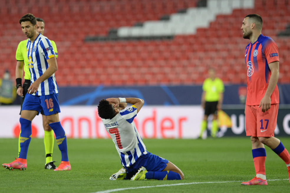 Chelsea le dio un duro golpe al Porto de Luis Díaz y Matheus Uribe