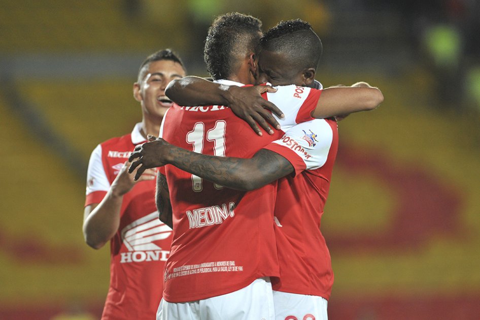 En busca de un buen resultado, Santa Fe viaja a Ibagué con 18 jugadores