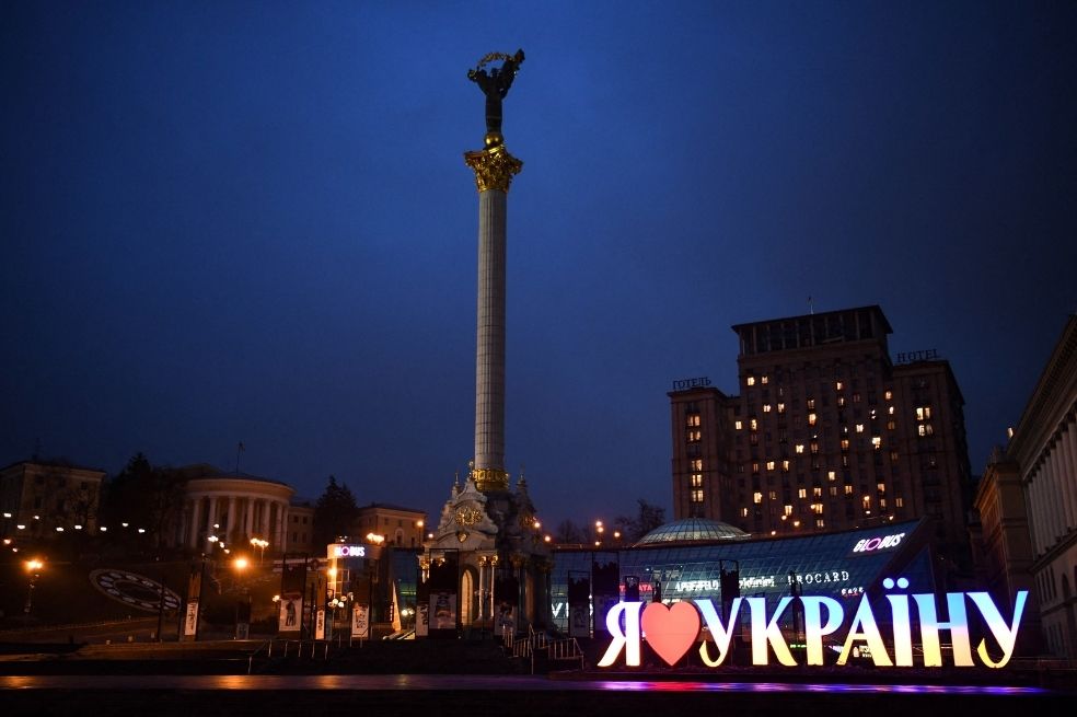 Emergencia en Ucrania: ¿qué se sabe de las explosiones en el aeropuerto de Kiev?