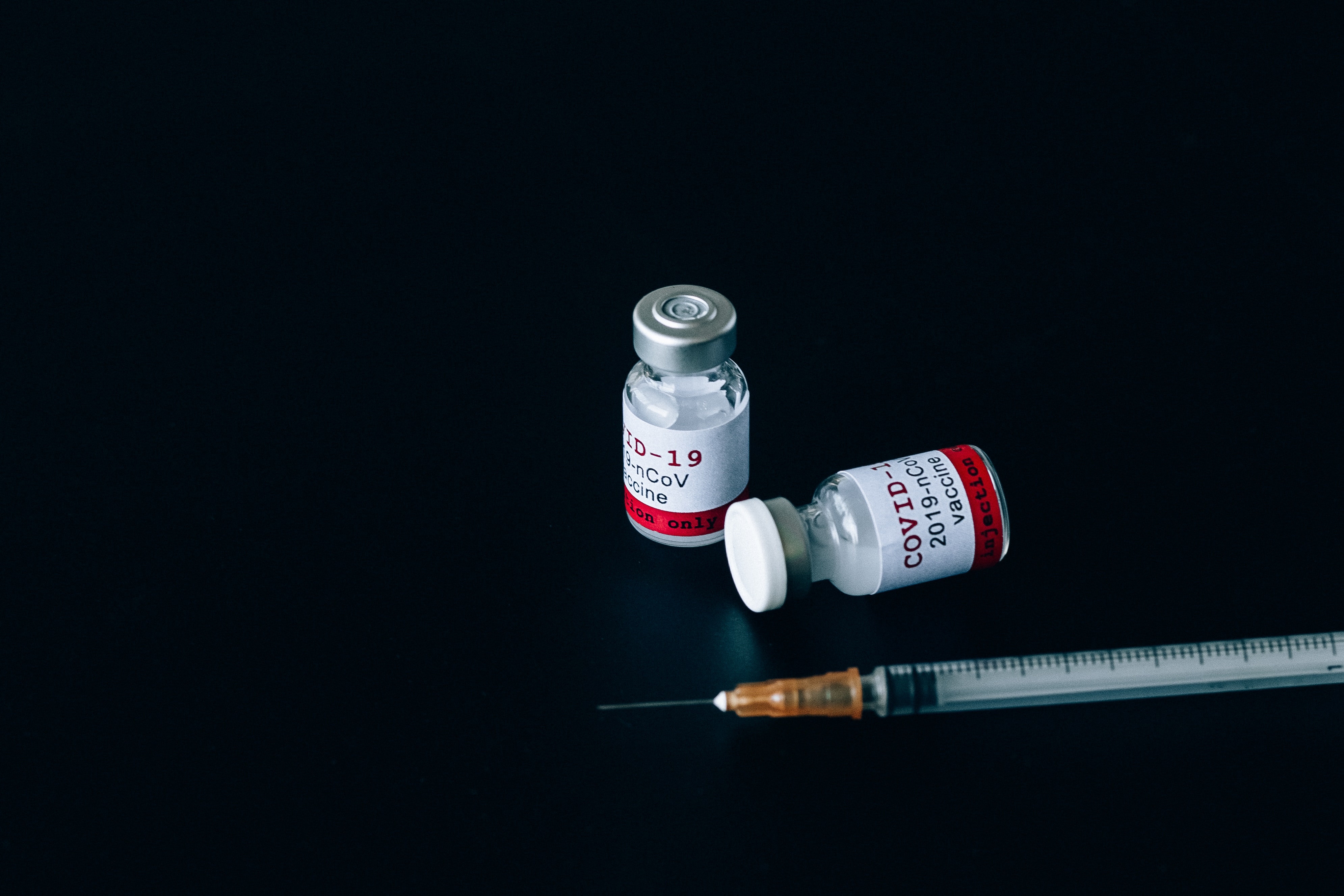 Es seguro vacunarse contra la gripe y el coronavirus al mismo tiempo