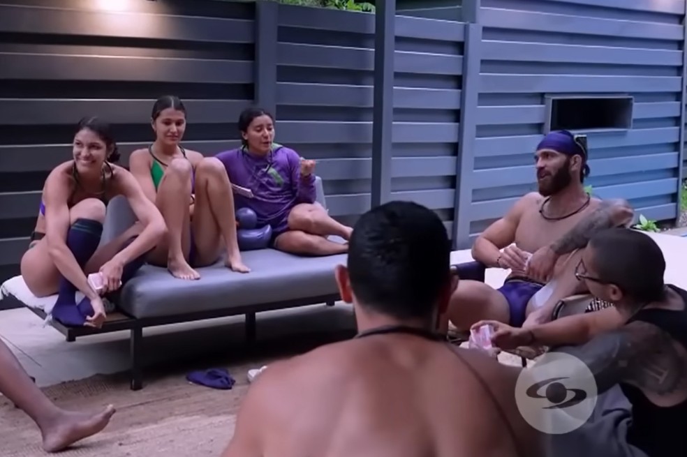 ⁠¿Nueva pareja en El Desafío? Participantes se dieron su primer beso en la suite Ditu