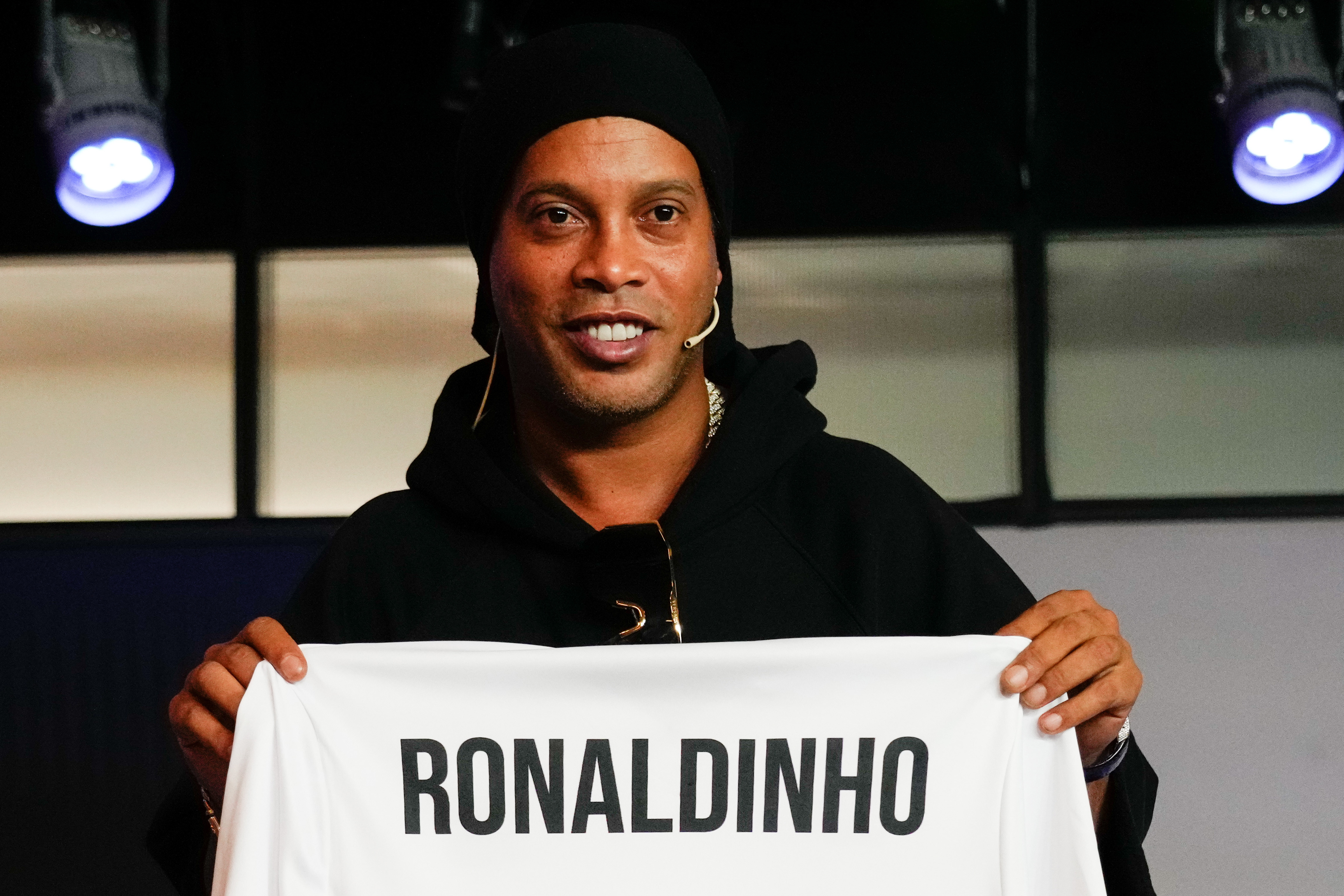 Ronaldinho, a declarar sobre presuntas estafas con bitcoin