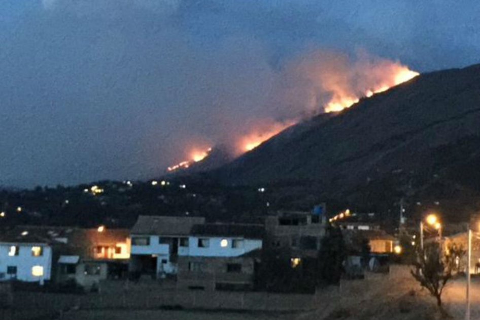 Incendio en Villa de Leyva ha consumido al menos 100 hectáreas de bosque