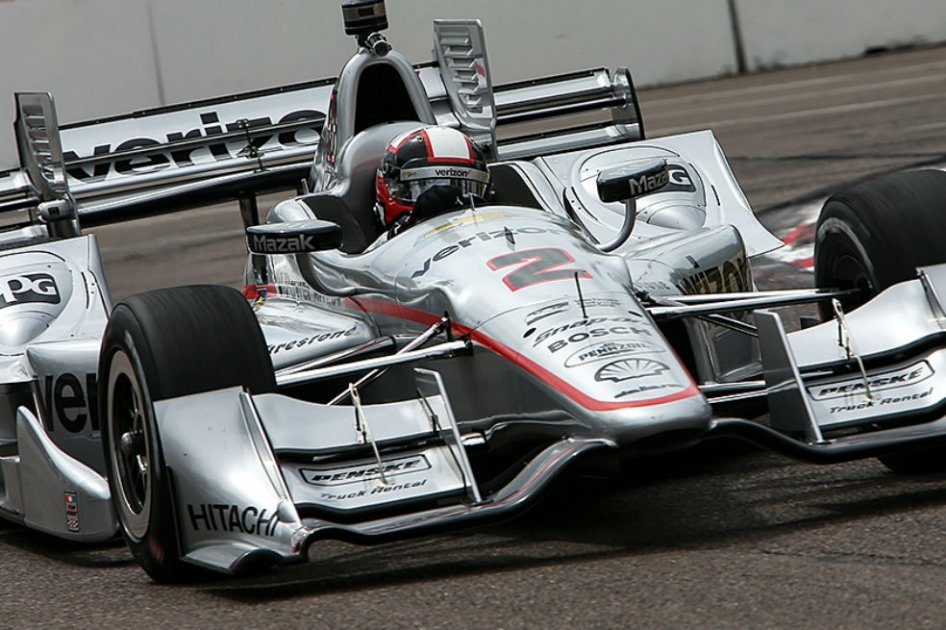 Juan Pablo Montoya ganó su primera carrera de 2016 en St. Petersburgo. Foto: IndyCar