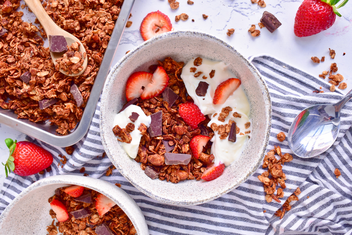 Para disfrutar: granola de chocolate casera