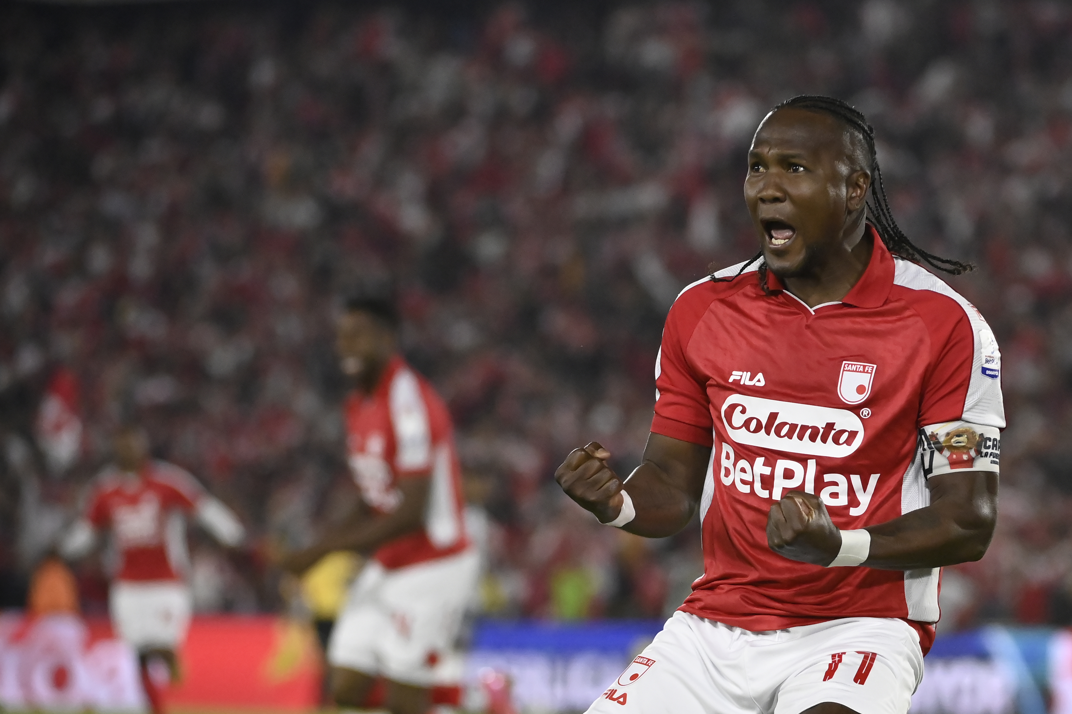 Hugo Rodallega sigue acumulando premios: mejor jugador en la gala de Acolfutpro 2026