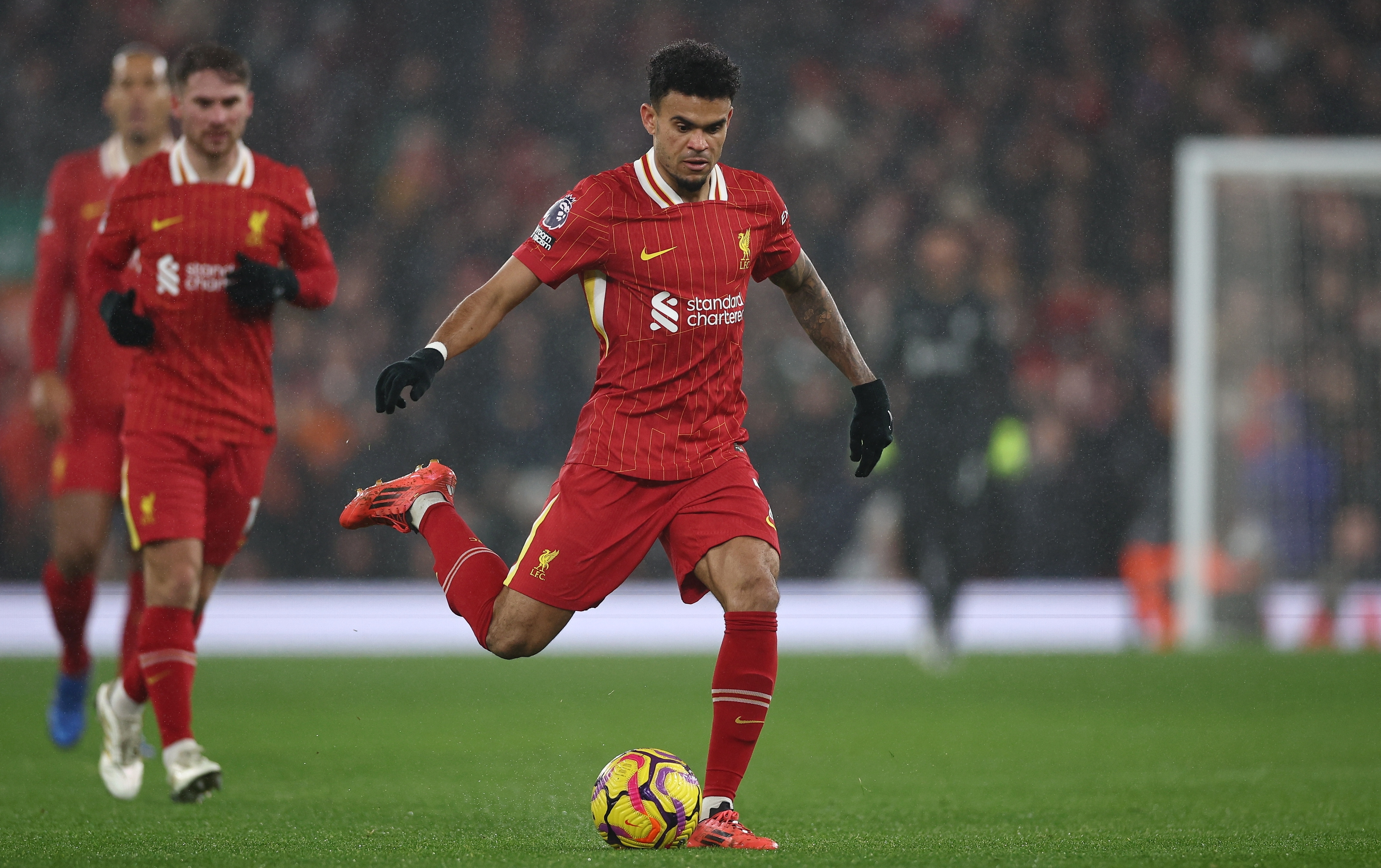 ¿Luis Díaz podría dejar el Liverpool? El jugador habría rechazado la renovación