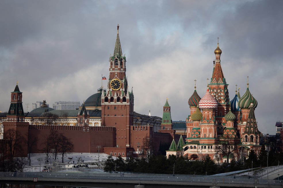 Desplome de mercados rusos por invasión a Ucrania es “reacción emocional”: Kremlin