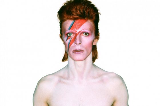 David Bowie pondrá música a la versión teatral de Bob Esponja