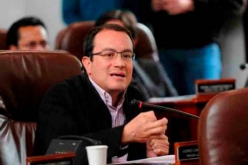 Aplazan audiencia de imputación de cargos a exconcejal Andrés Camacho