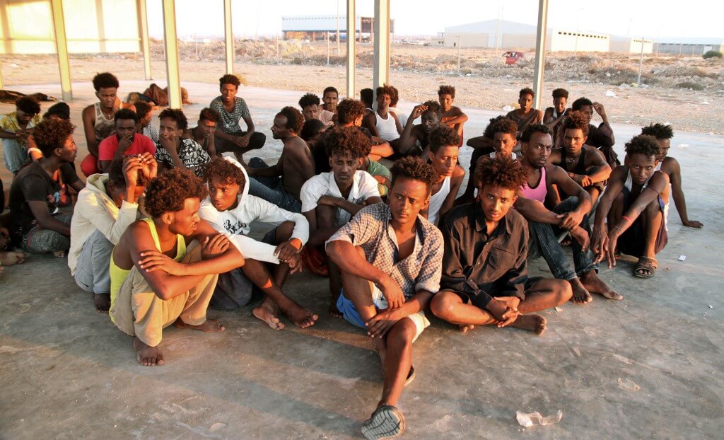 Recuperan 62 cuerpos de migrantes tras naufragio frente a las costas de Libia